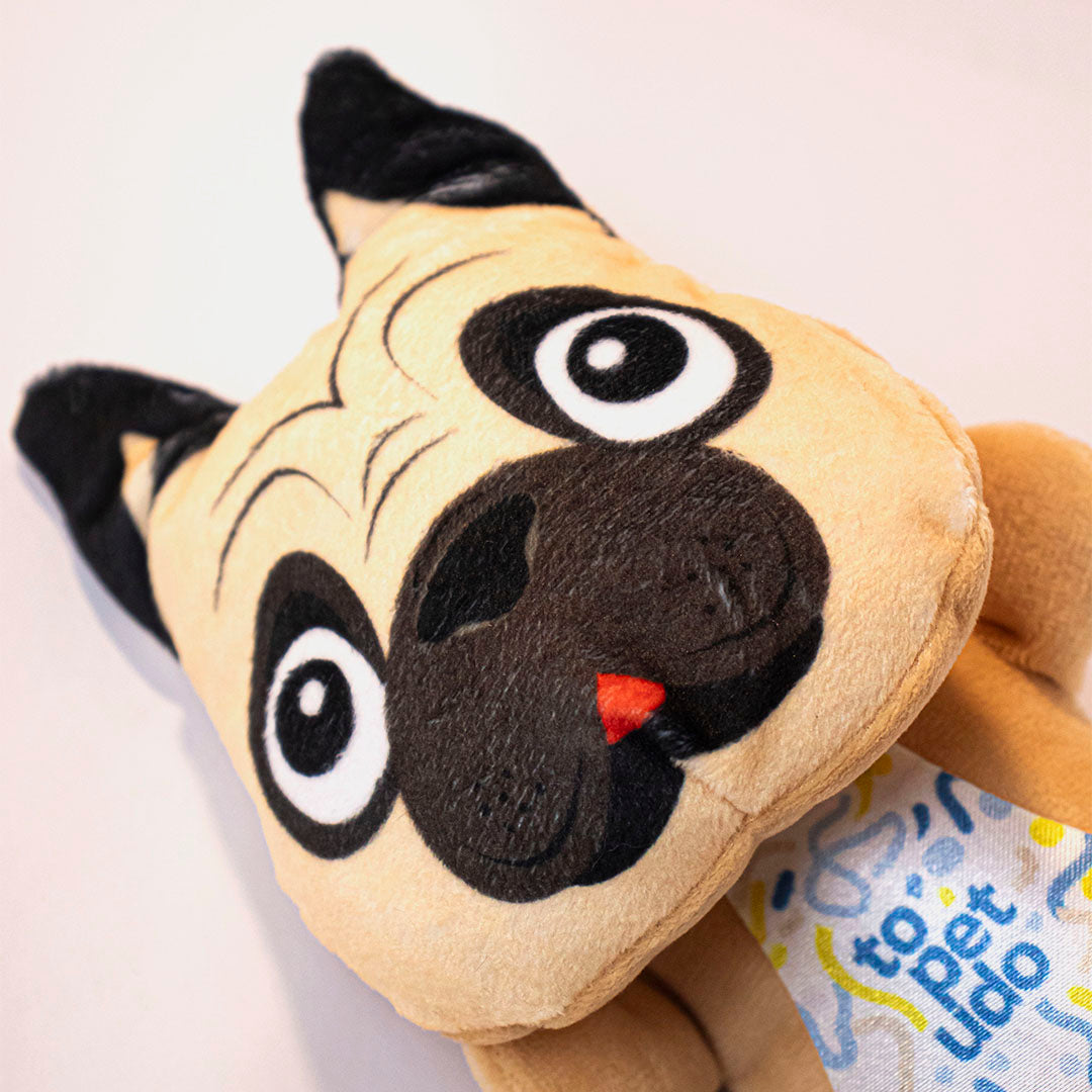 Topelúcia Raças ® - Pelúcia Resistente, Estimulante e o Novo Melhor Amigo do Seu Pet - Pug