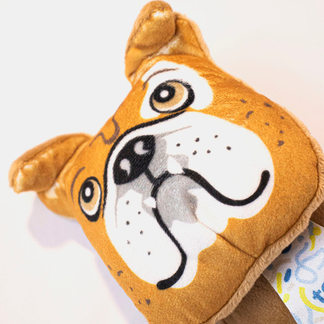 Topelúcia Raças ® - Pelúcia Resistente, Estimulante e o Novo Melhor Amigo do Seu Pet - Bulldog Inglês