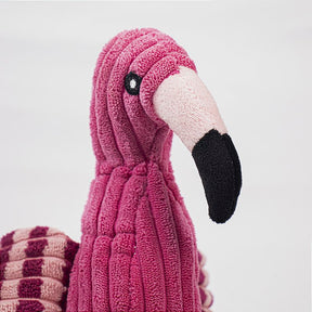 Topelúcia Flamingo – Estilo, Fofura e Diversão em um só brinquedo