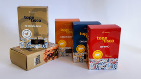 Kit de Petiscos Naturais para Cachorro com Pé de Galinha, Orelha e Casco Bovino Desidratado – Kit Porta de Entrada